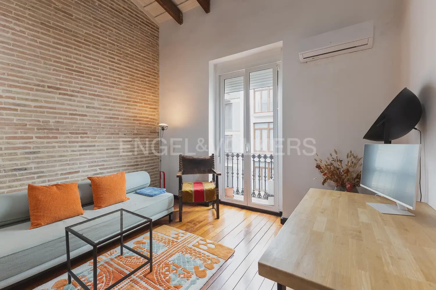 1 bedroom Flat for rent in Valencia city - € 1,700 (Ref: 10113467)
