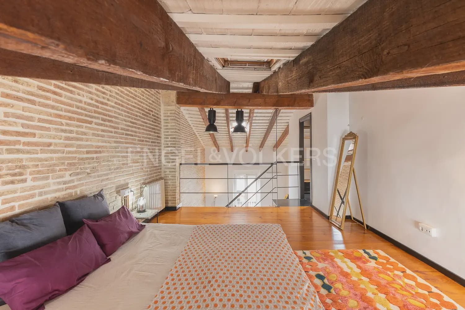 1 bedroom Flat for rent in Valencia city - € 1,700 (Ref: 10113467)