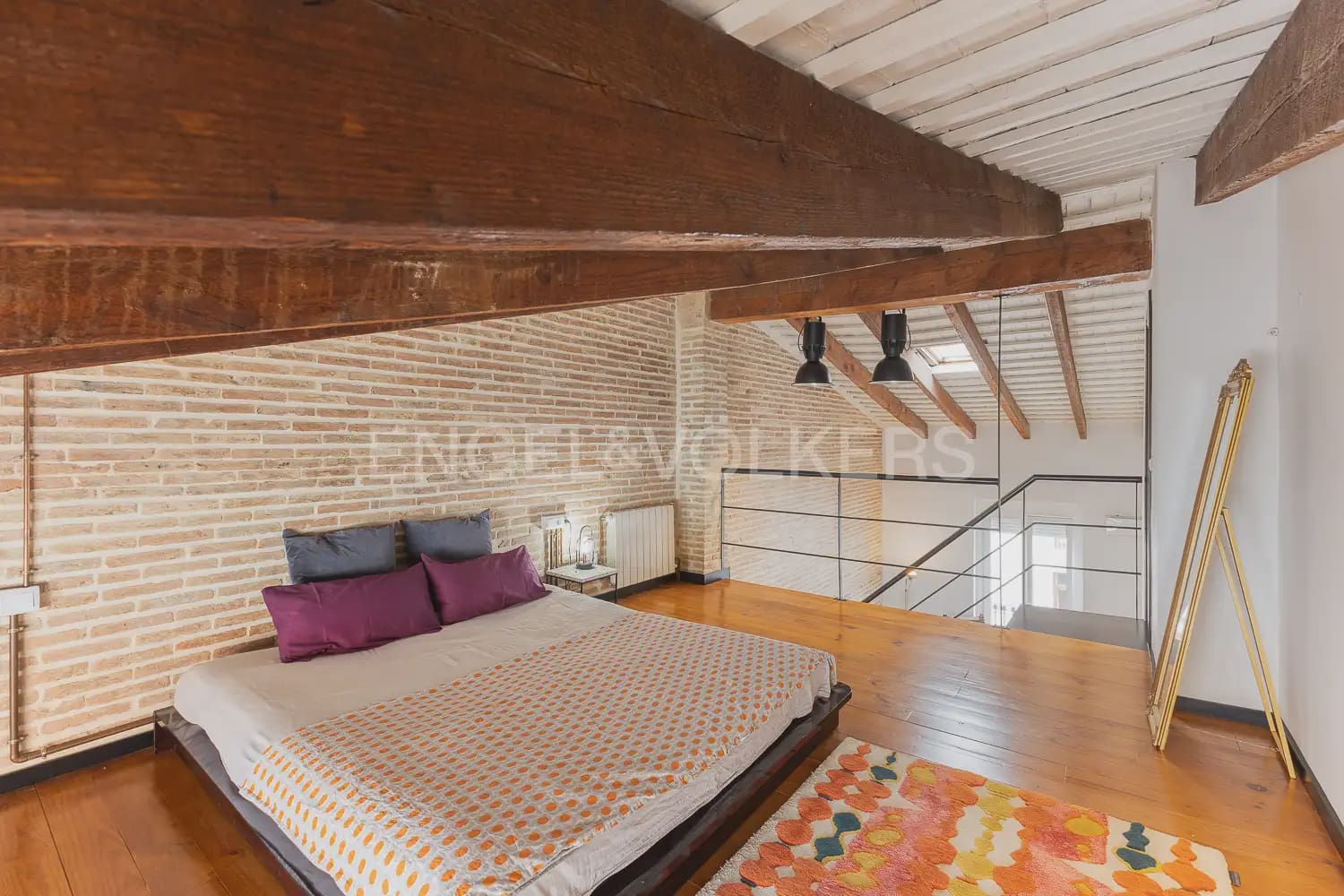 1 bedroom Flat for rent in Valencia city - € 1,700 (Ref: 10113467)