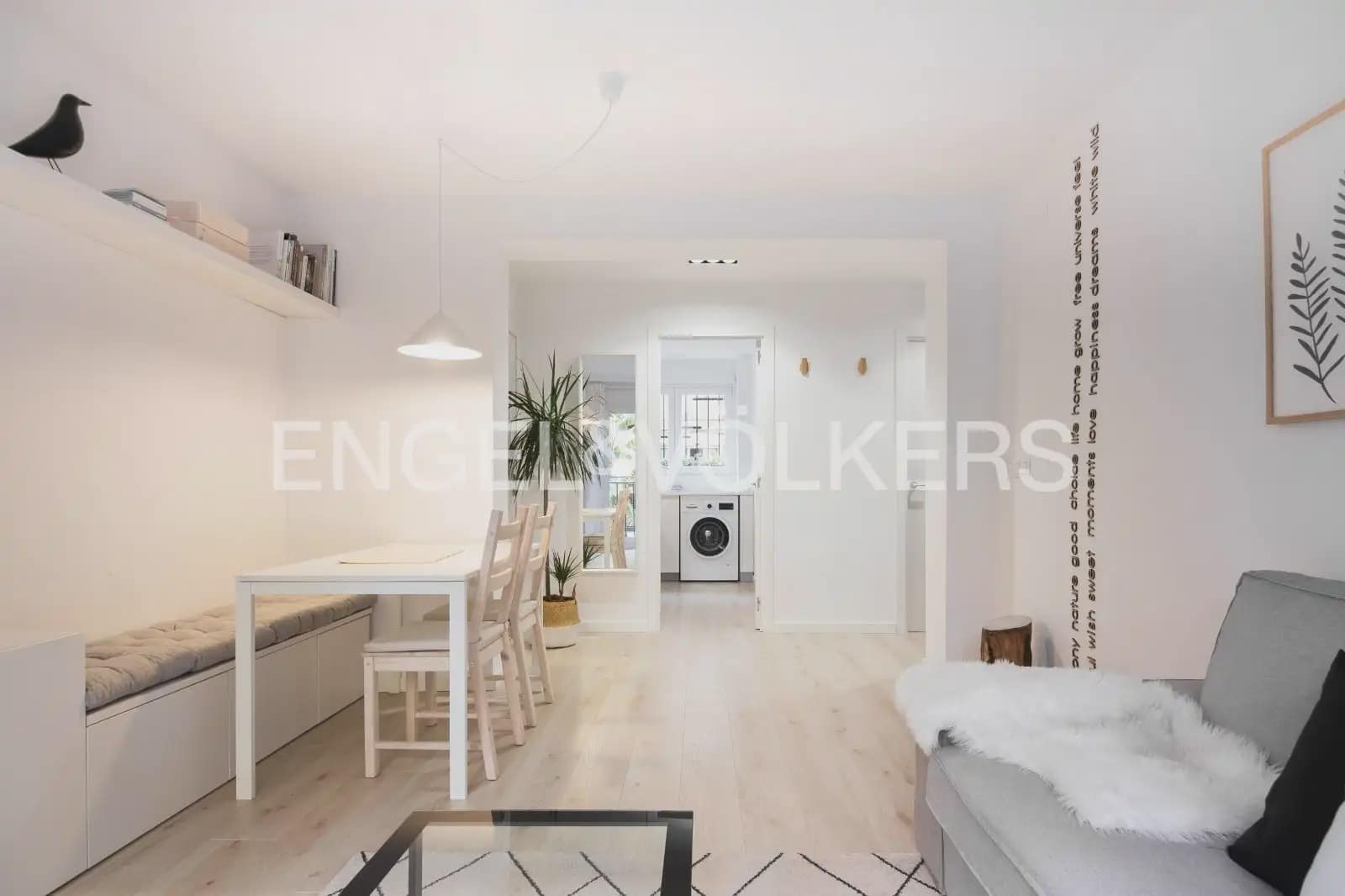 3 bedroom Flat for rent in Valencia city - € 1,500 (Ref: 10113469)
