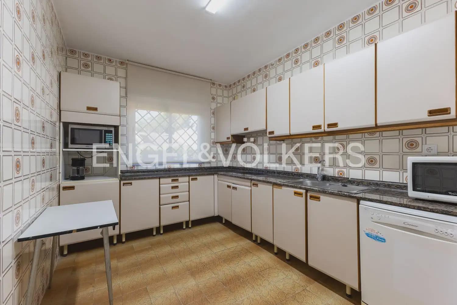 6 quarto Moradia para venda em Paterna com piscina garagem - 680 000 € (Ref: 10113470)