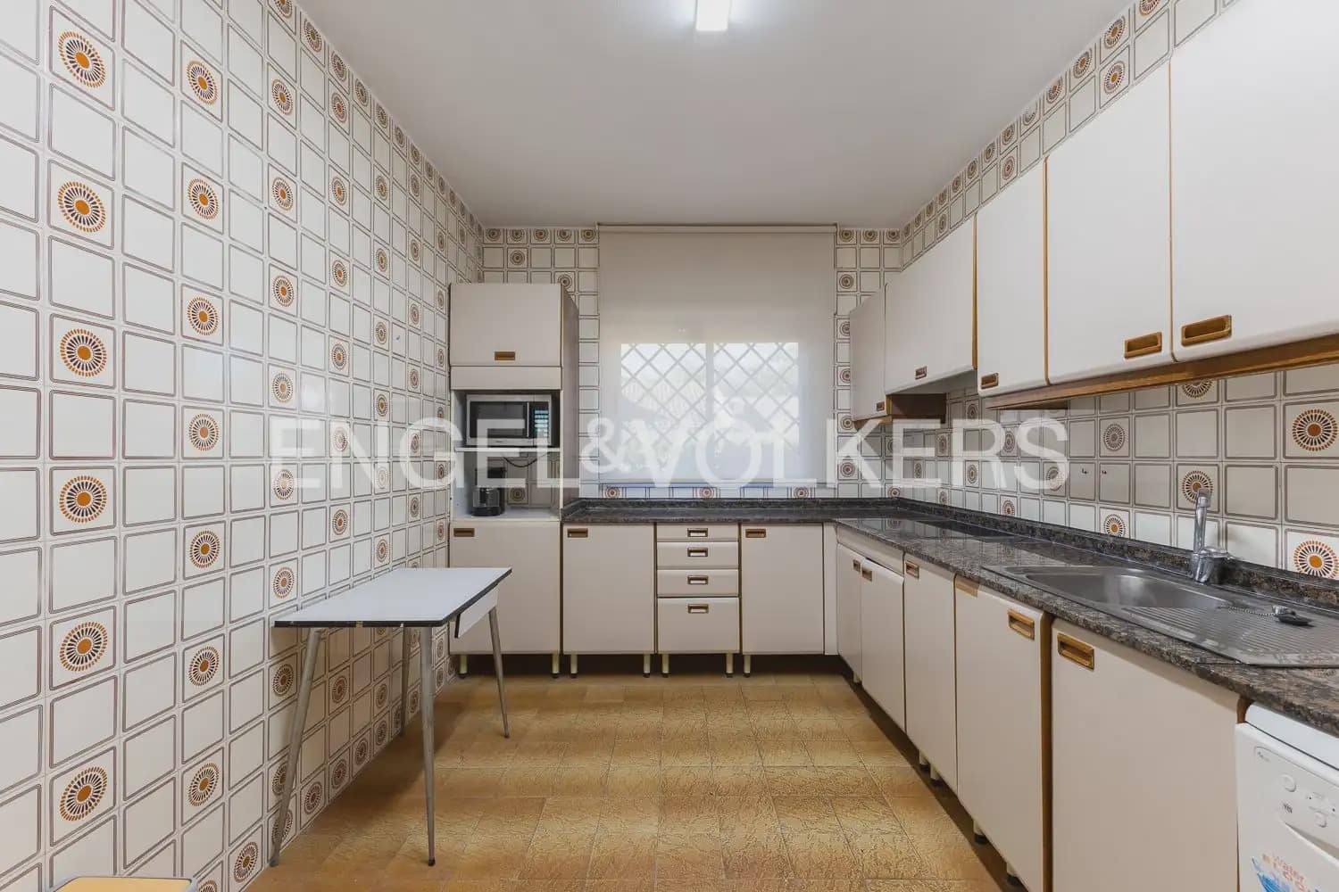 6 quarto Moradia para venda em Paterna com piscina garagem - 680 000 € (Ref: 10113470)