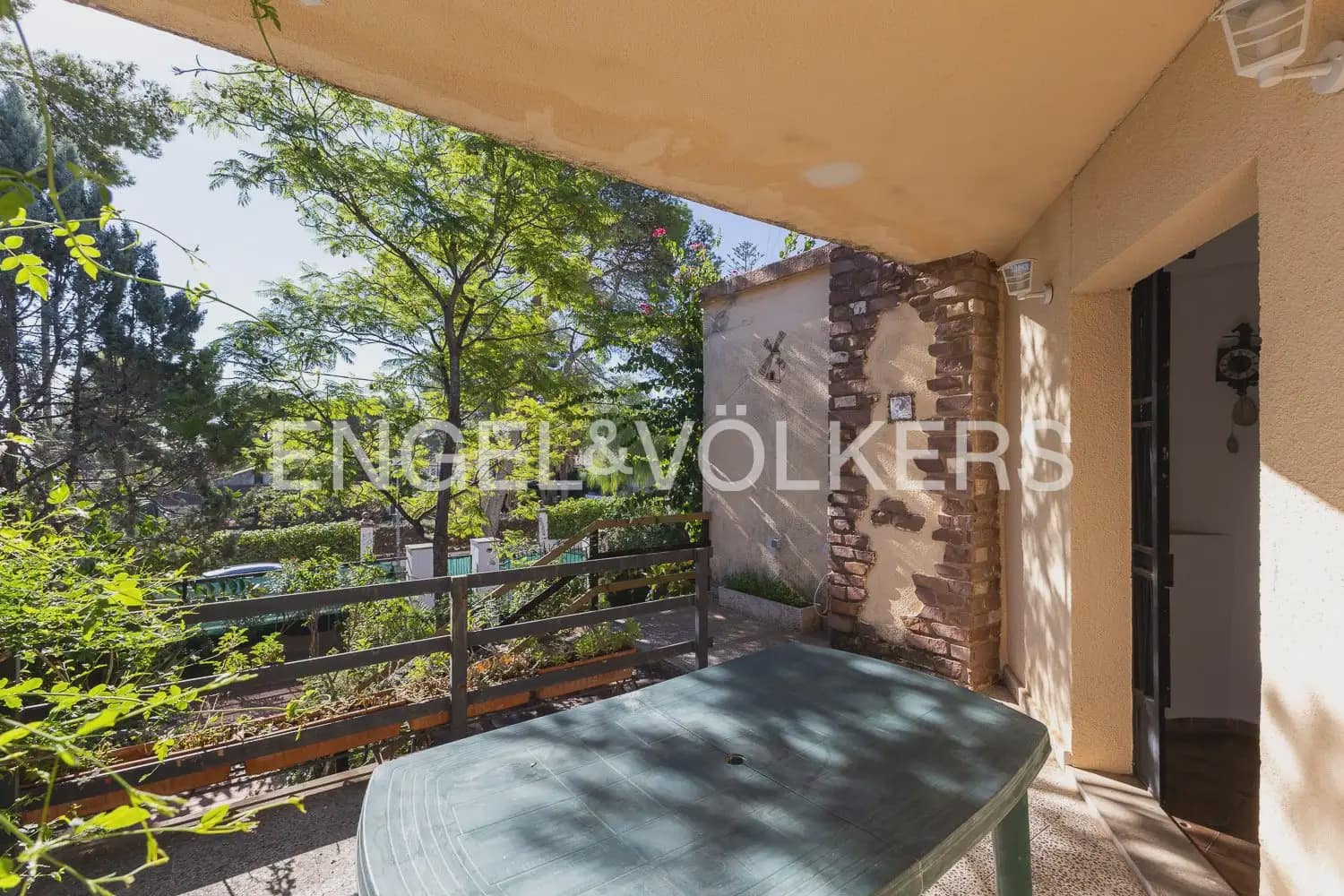 6 quarto Moradia para venda em Paterna com piscina garagem - 680 000 € (Ref: 10113470)