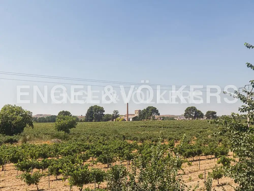 10 slaapkamer Finca/Landhuis te koop in Requena met zwembad - € 1.700.000 (Ref: 10113471)