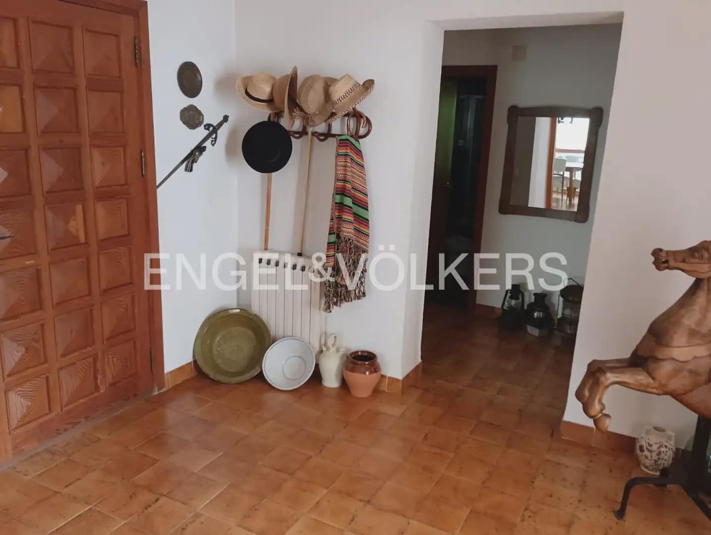 4 bedroom Villa for rent in Picassent with pool garage - € 2,200 (Ref: 10113472)