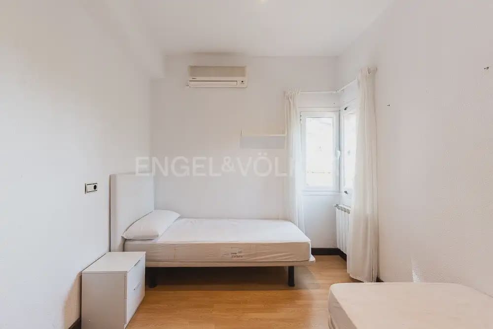 4 quarto Moradia para arrendar em Naquera com piscina garagem - 3 000 € (Ref: 10113473)