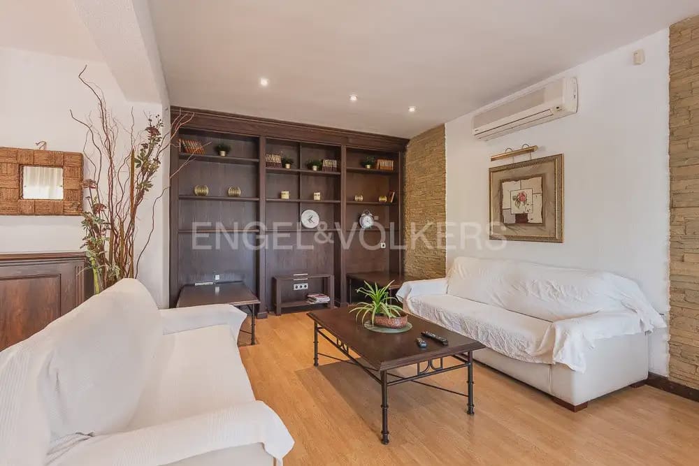 4 quarto Moradia para arrendar em Naquera com piscina garagem - 3 000 € (Ref: 10113473)