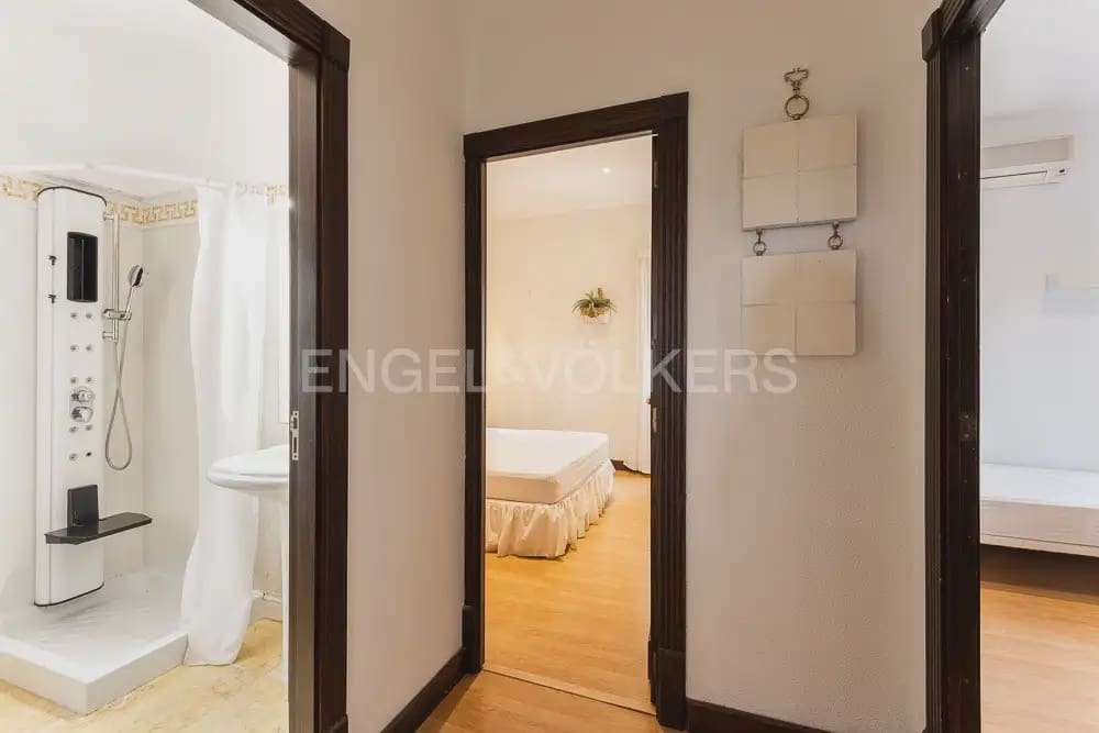 4 quarto Moradia para arrendar em Naquera com piscina garagem - 3 000 € (Ref: 10113473)