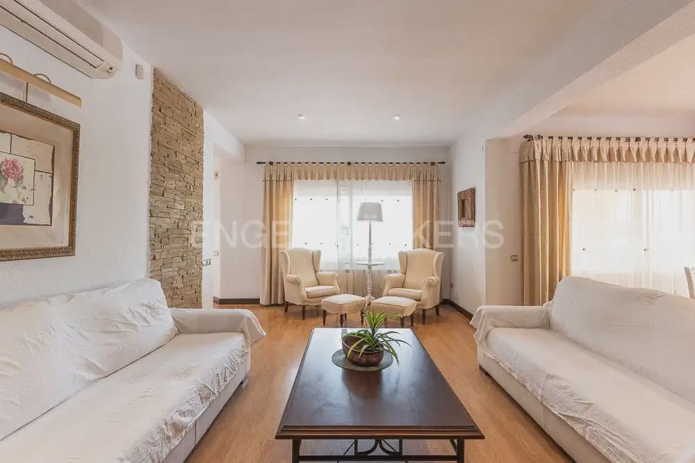 4 quarto Moradia para arrendar em Naquera com piscina garagem - 3 000 € (Ref: 10113473)