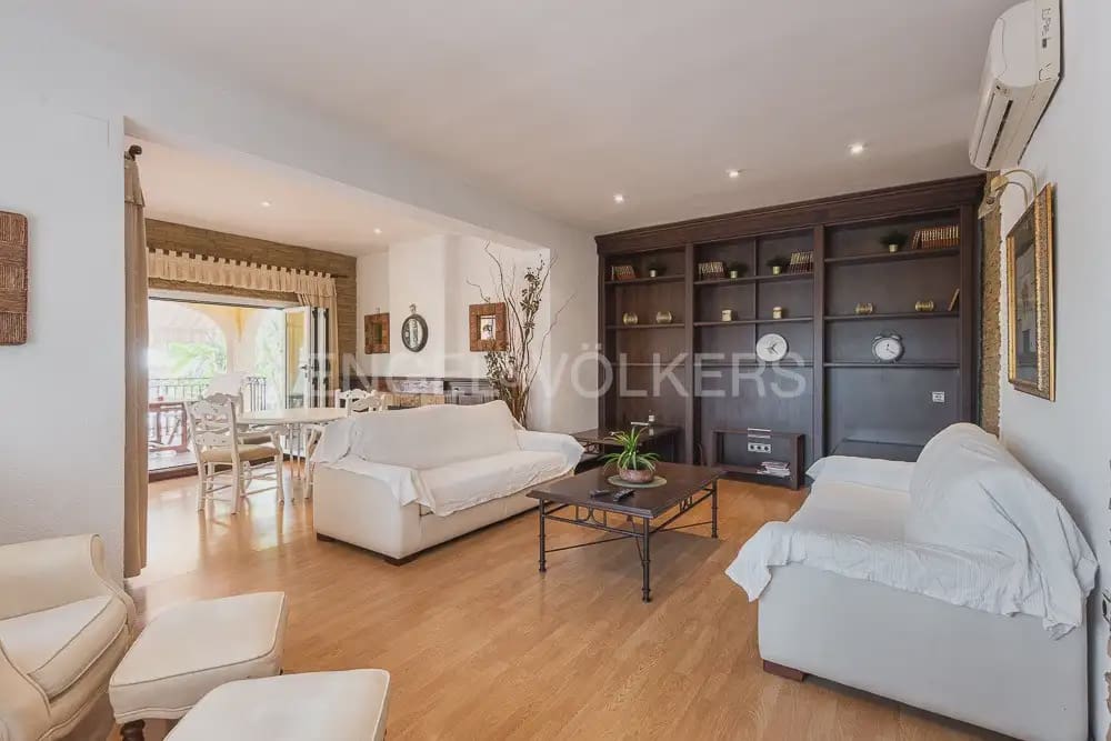 4 quarto Moradia para arrendar em Naquera com piscina garagem - 3 000 € (Ref: 10113473)