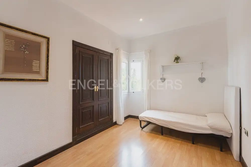 4 quarto Moradia para arrendar em Naquera com piscina garagem - 3 000 € (Ref: 10113473)