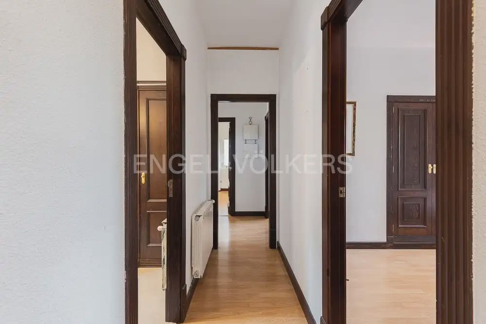 4 quarto Moradia para arrendar em Naquera com piscina garagem - 3 000 € (Ref: 10113473)