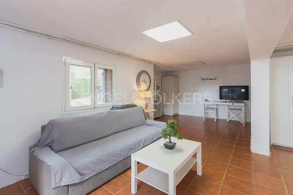 4 quarto Moradia para arrendar em Naquera com piscina garagem - 3 000 € (Ref: 10113473)