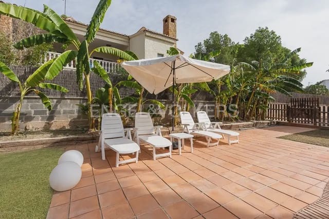 4 quarto Moradia para arrendar em Náquera com piscina garagem - 3 000 € (Ref: 10113473)