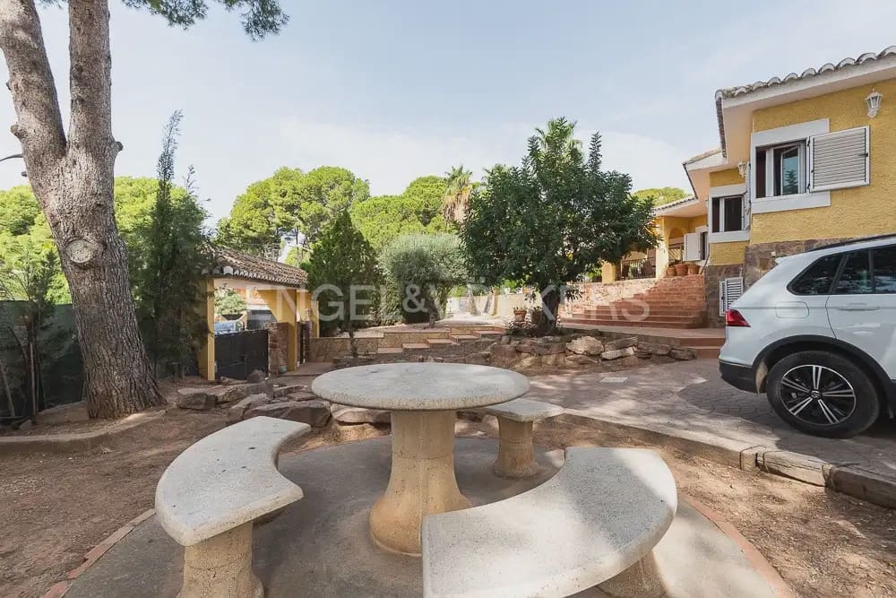 4 quarto Moradia para arrendar em Naquera com piscina garagem - 3 000 € (Ref: 10113473)