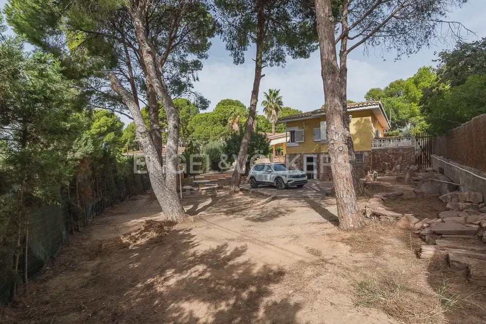 4 quarto Moradia para arrendar em Naquera com piscina garagem - 3 000 € (Ref: 10113473)