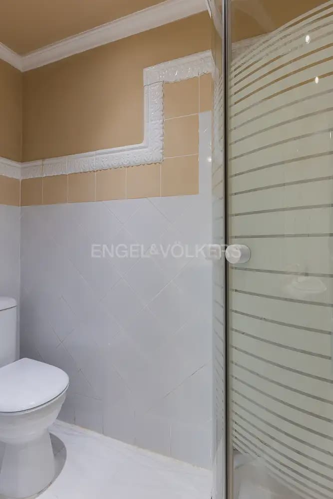 Ático de 3 habitaciones en València ciudad en alquiler - 3.200 € (Ref: 10113476)