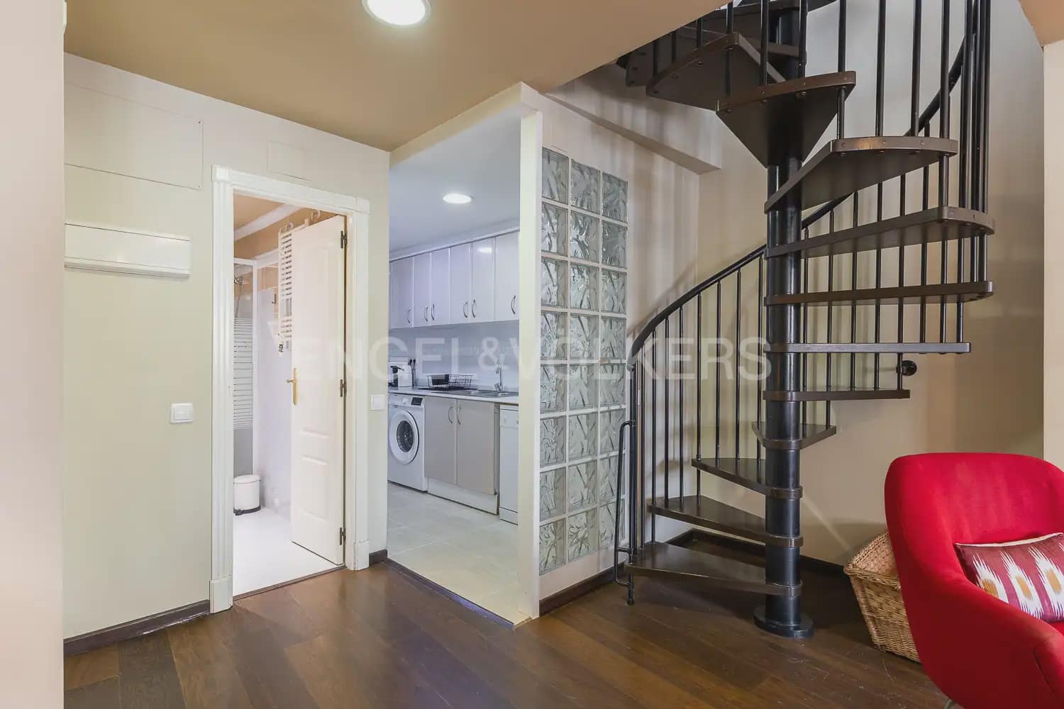Ático de 3 habitaciones en València ciudad en alquiler - 3.200 € (Ref: 10113476)
