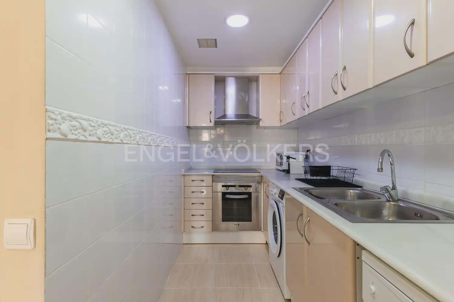 Ático de 3 habitaciones en València ciudad en alquiler - 3.200 € (Ref: 10113476)