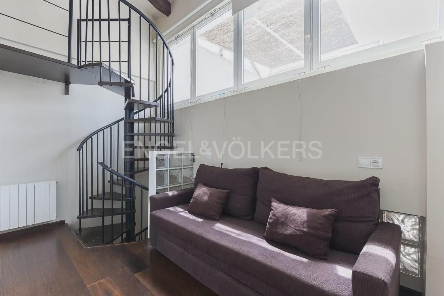Ático de 3 habitaciones en València ciudad en alquiler - 3.200 € (Ref: 10113476)
