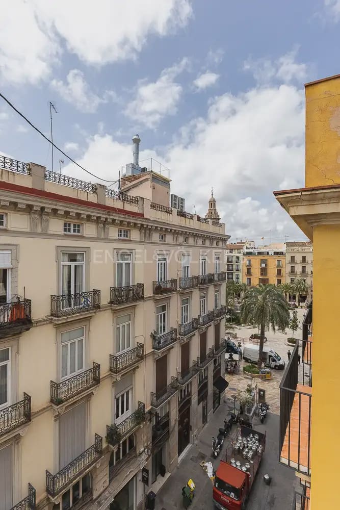 Ático de 3 habitaciones en València ciudad en alquiler - 3.200 € (Ref: 10113476)