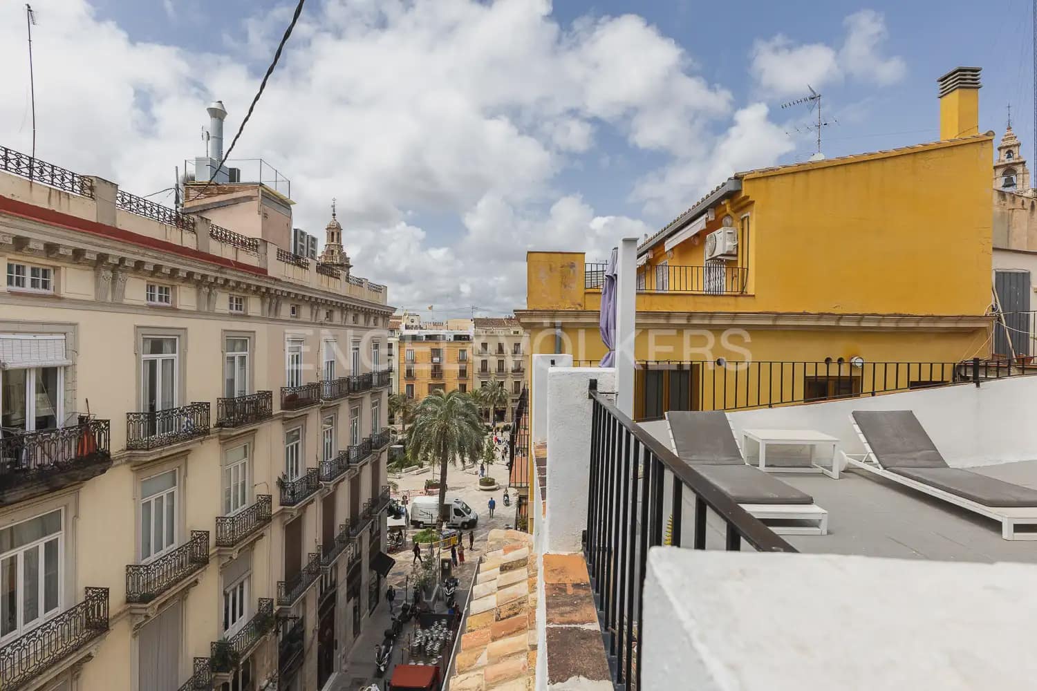 Ático de 3 habitaciones en València ciudad en alquiler - 3.200 € (Ref: 10113476)