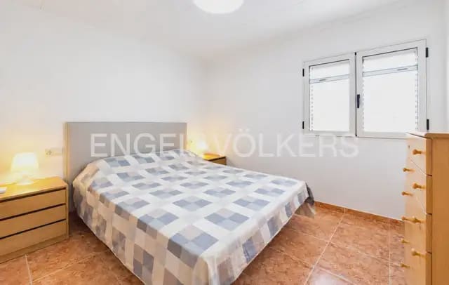 Pareado de 4 habitaciones en Sueca en alquiler con garaje - 1.500 € (Ref: 10116072)