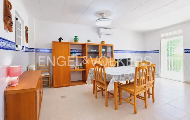 Pareado de 4 habitaciones en Sueca en alquiler con garaje - 1.500 € (Ref: 10116072)