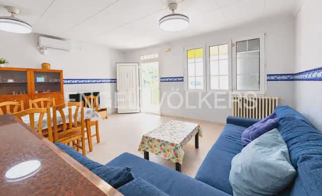 Pareado de 4 habitaciones en Sueca en alquiler con garaje - 1.500 € (Ref: 10116072)