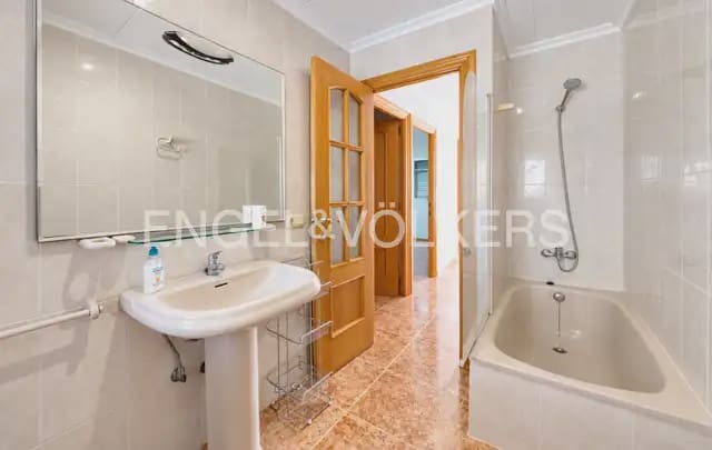 Pareado de 4 habitaciones en Sueca en alquiler con garaje - 1.500 € (Ref: 10116072)