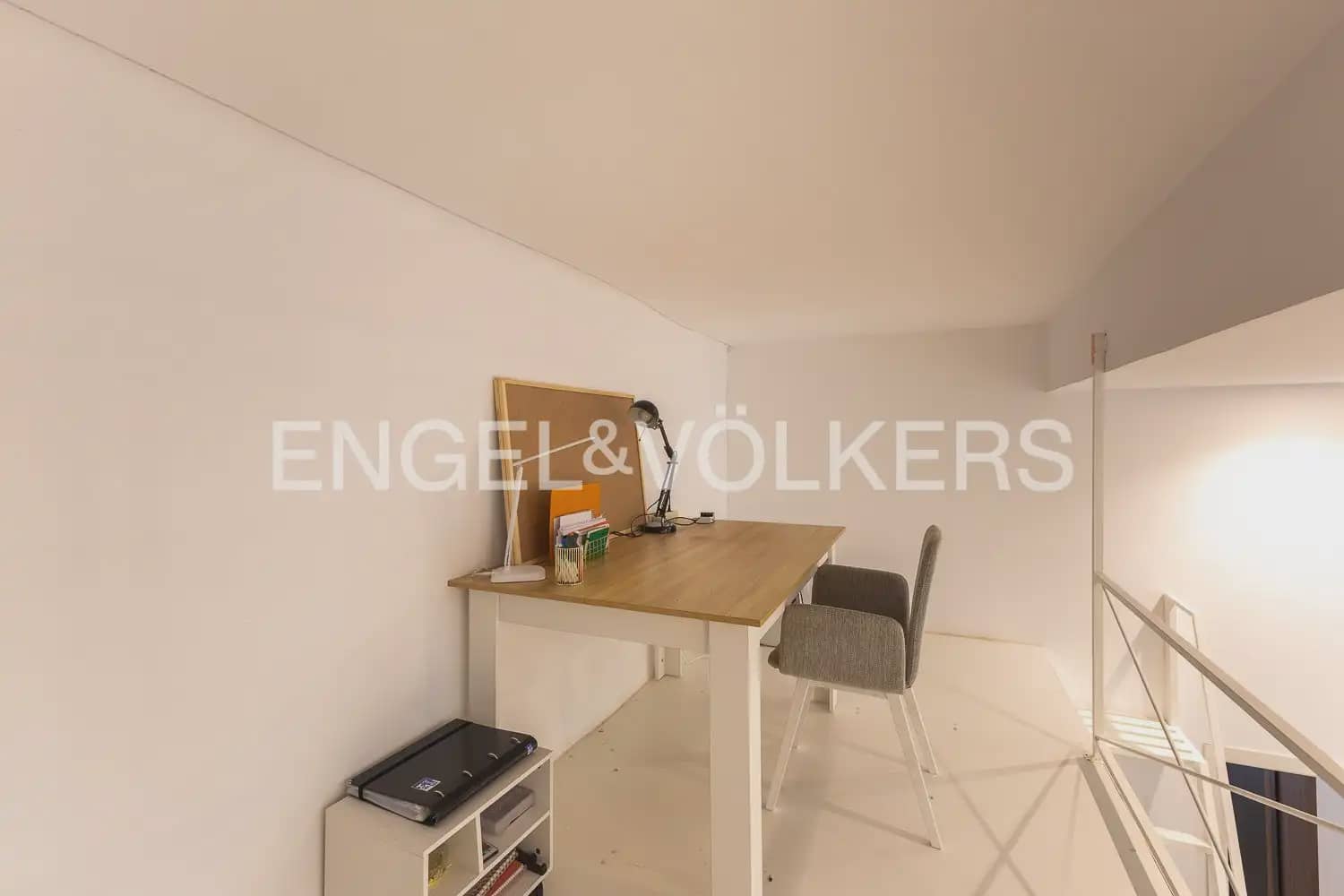2 bedroom Flat for sale in Valencia city - € 475,000 (Ref: 10116075)