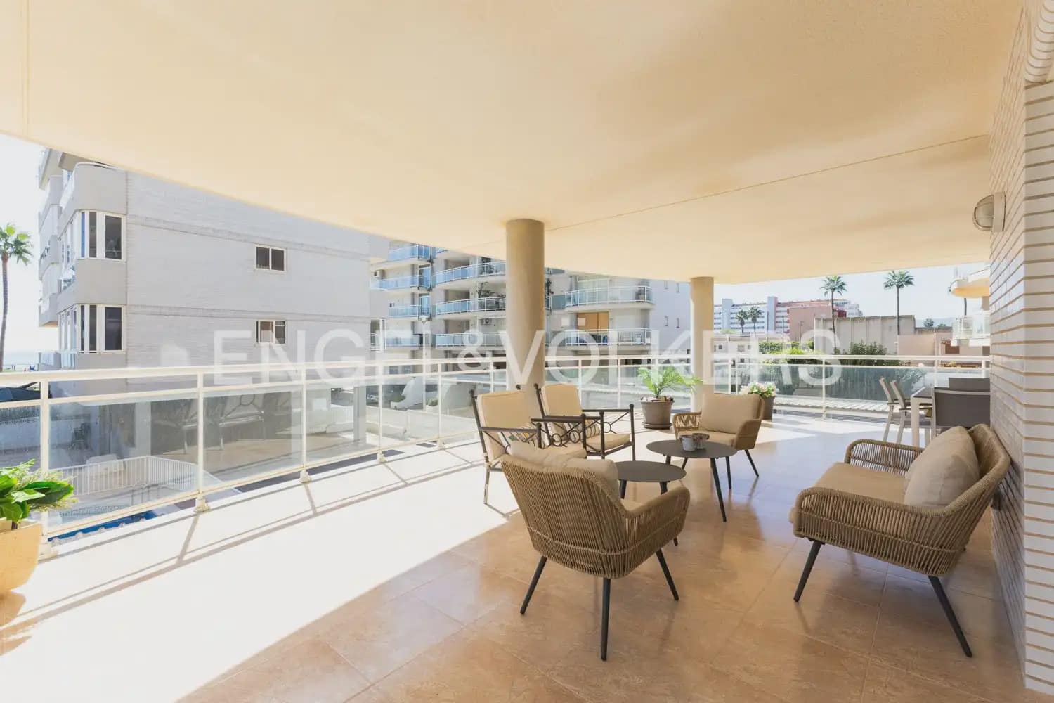 2 bedroom Flat for sale in Peniscola with garage - € 360,000 (Ref: 10117432)