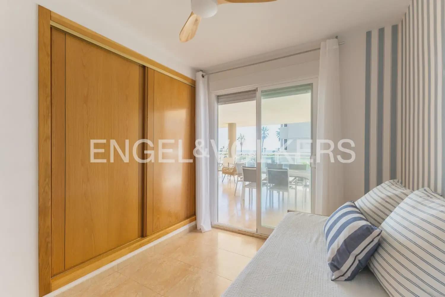 2 bedroom Flat for sale in Peniscola with garage - € 360,000 (Ref: 10117432)