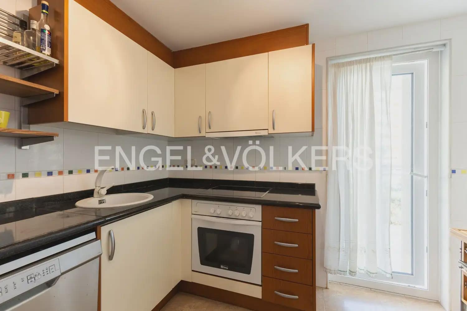 2 bedroom Flat for sale in Peniscola with garage - € 360,000 (Ref: 10117432)