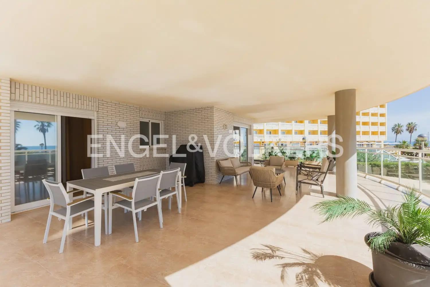 2 bedroom Flat for sale in Peniscola with garage - € 360,000 (Ref: 10117432)