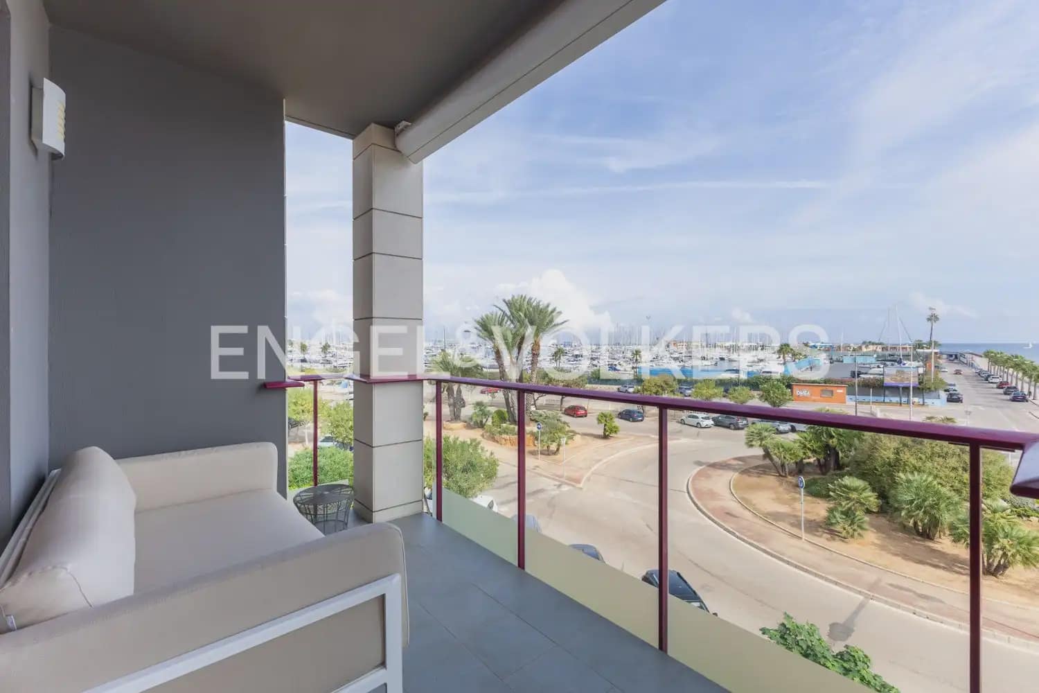 Appartement de 3 chambres à louer à Denia avec piscine garage - 2 900 € (Ref: 10118373)