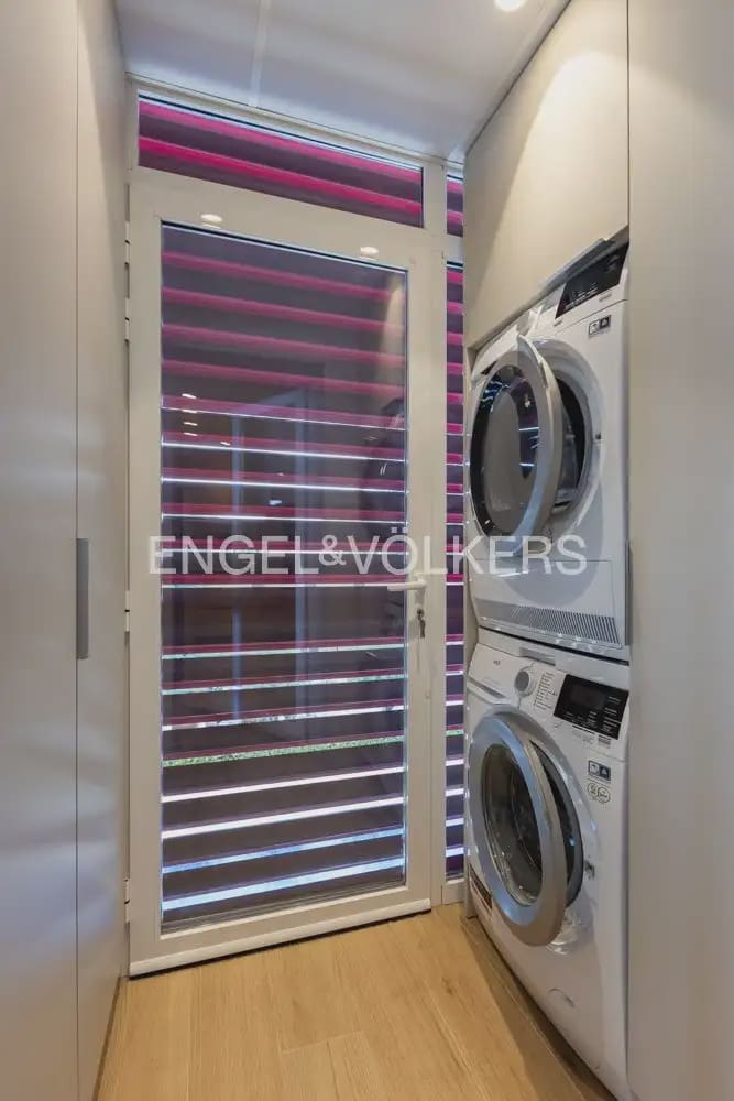 Appartement de 3 chambres à louer à Denia avec piscine garage - 2 900 € (Ref: 10118373)