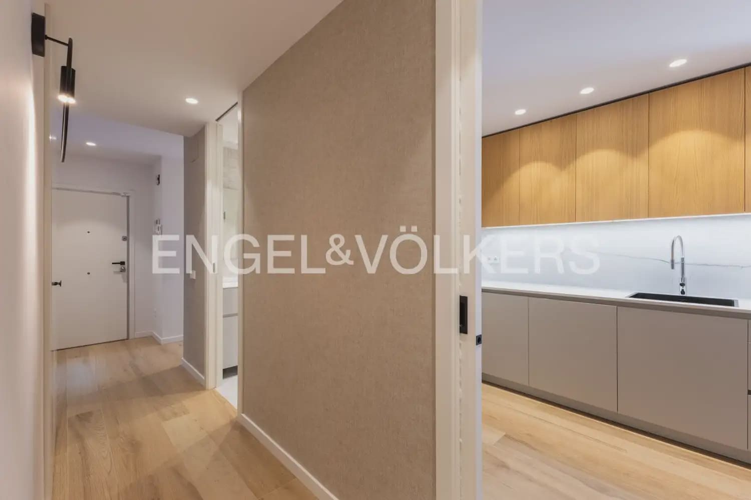 Appartement de 3 chambres à louer à Denia avec piscine garage - 2 900 € (Ref: 10118373)