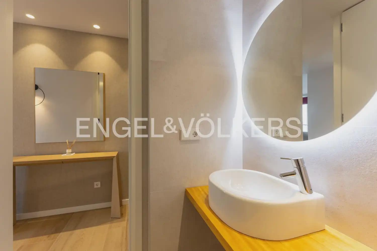 Appartement de 3 chambres à louer à Denia avec piscine garage - 2 900 € (Ref: 10118373)