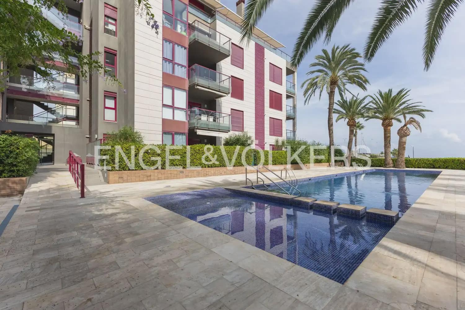 Appartement de 3 chambres à louer à Denia avec piscine garage - 2 900 € (Ref: 10118373)