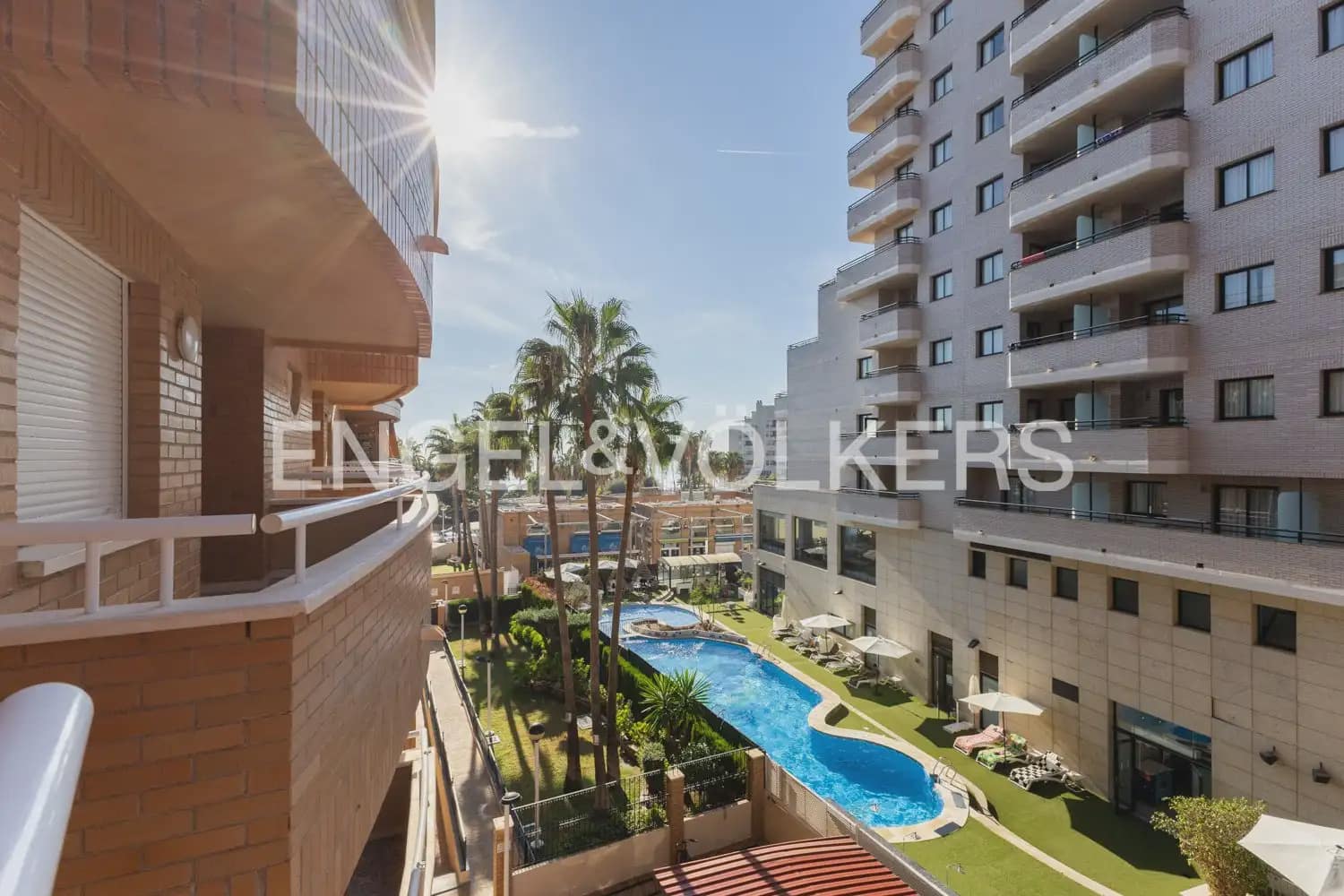 2 bedroom Flat for sale in Oropesa  with pool garage - € 159,000 (Ref: 10118374)