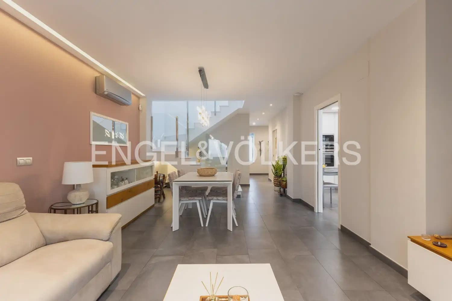 3 soveværelse Rækkehus til salg i Nules med garage - € 315.000 (Ref: 10118385)