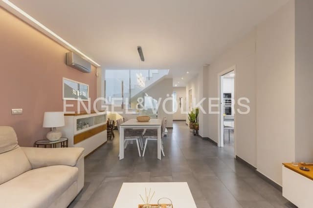3 soveværelse Rækkehus til salg i Nules med garage - € 315.000 (Ref: 10118385)