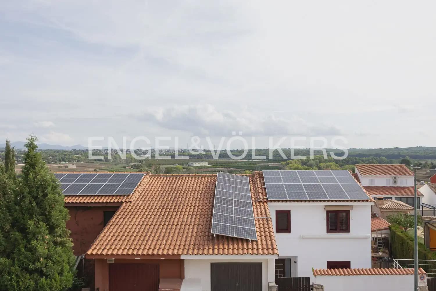 4 Zimmer Villa zu vermieten in Riba-roja de Turia mit Pool Garage - 3.500 € (Ref: 10118496)