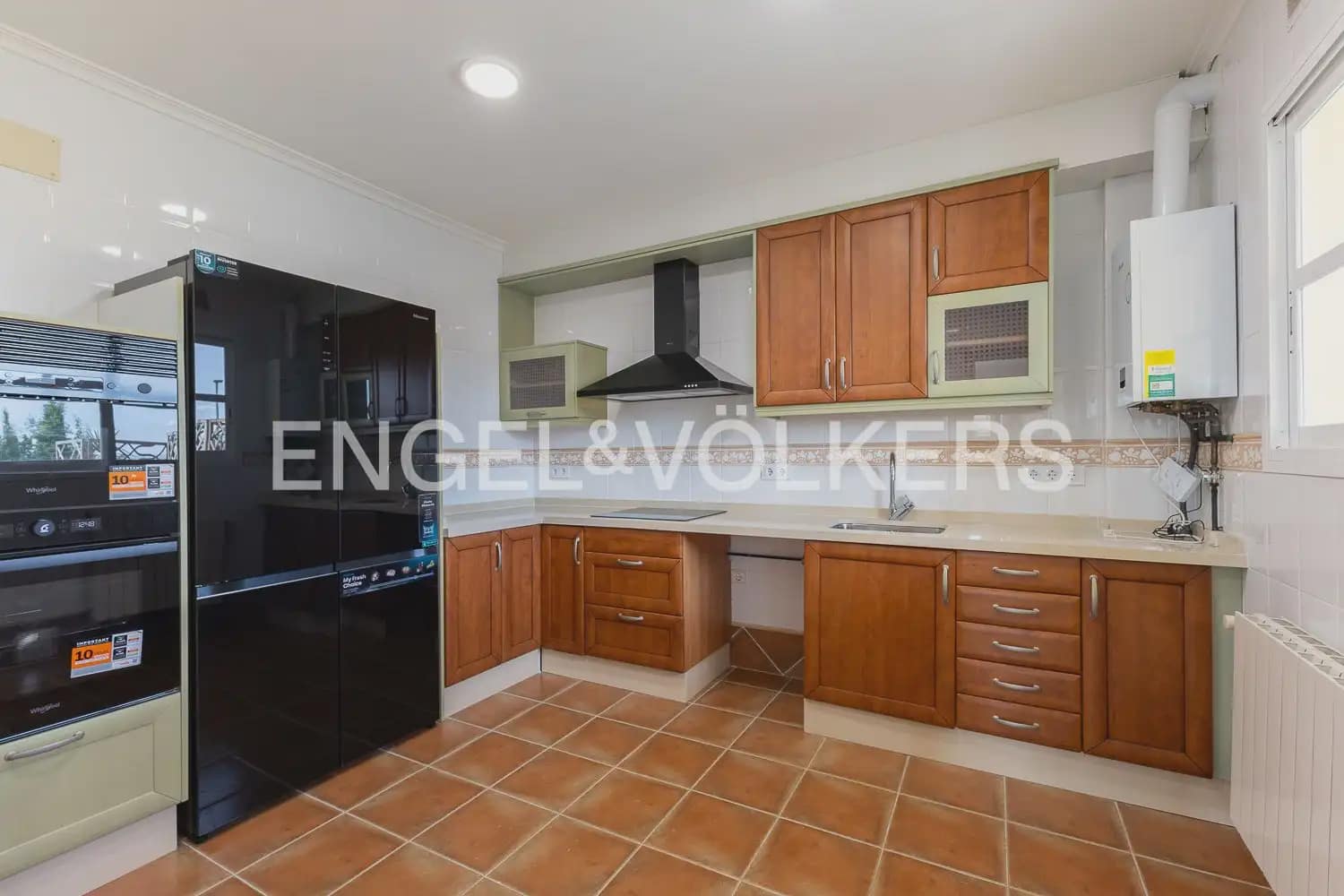 4 Zimmer Villa zu vermieten in Riba-roja de Turia mit Pool Garage - 3.500 € (Ref: 10118496)