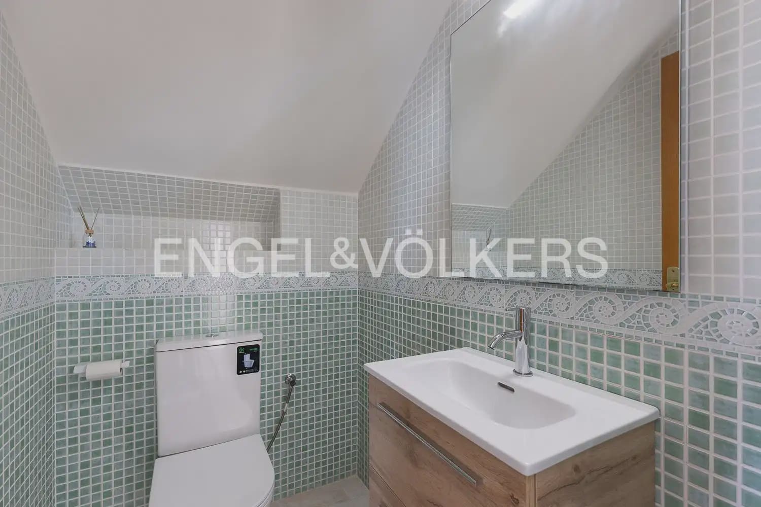 4 Zimmer Villa zu vermieten in Riba-roja de Turia mit Pool Garage - 3.500 € (Ref: 10118496)