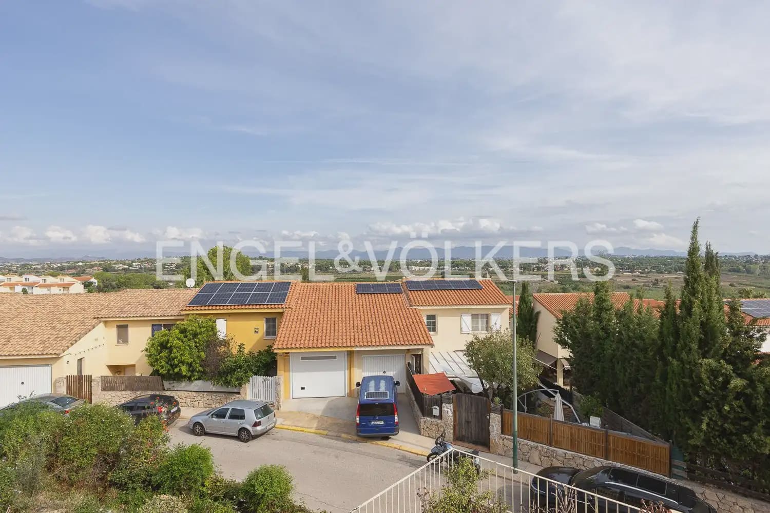 4 Zimmer Villa zu vermieten in Riba-roja de Turia mit Pool Garage - 3.500 € (Ref: 10118496)