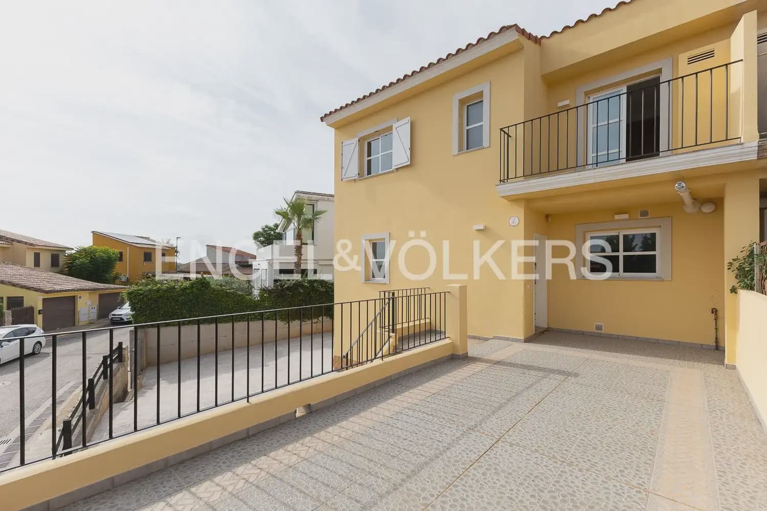 4 Zimmer Villa zu vermieten in Riba-roja de Turia mit Pool Garage - 3.500 € (Ref: 10118496)