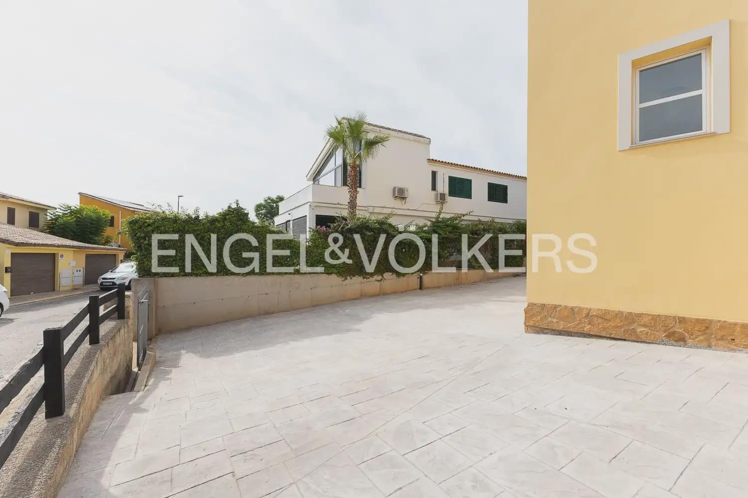 4 Zimmer Villa zu vermieten in Riba-roja de Turia mit Pool Garage - 3.500 € (Ref: 10118496)