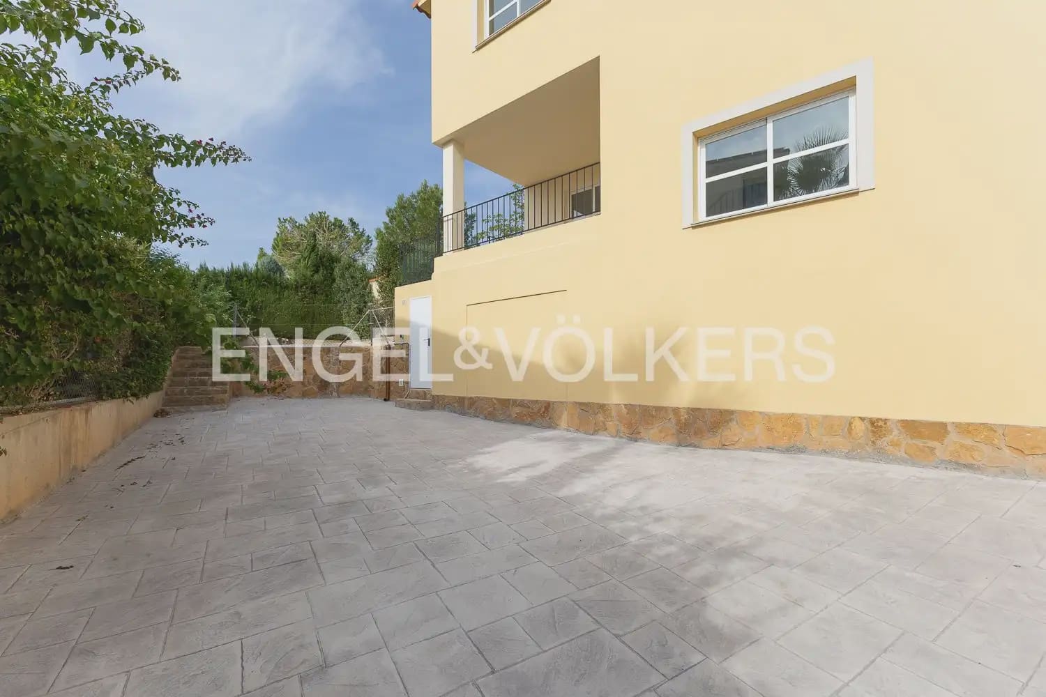 4 Zimmer Villa zu vermieten in Riba-roja de Turia mit Pool Garage - 3.500 € (Ref: 10118496)